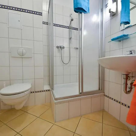 Emmy 4 ゼーバート・ヘリングスドルフ